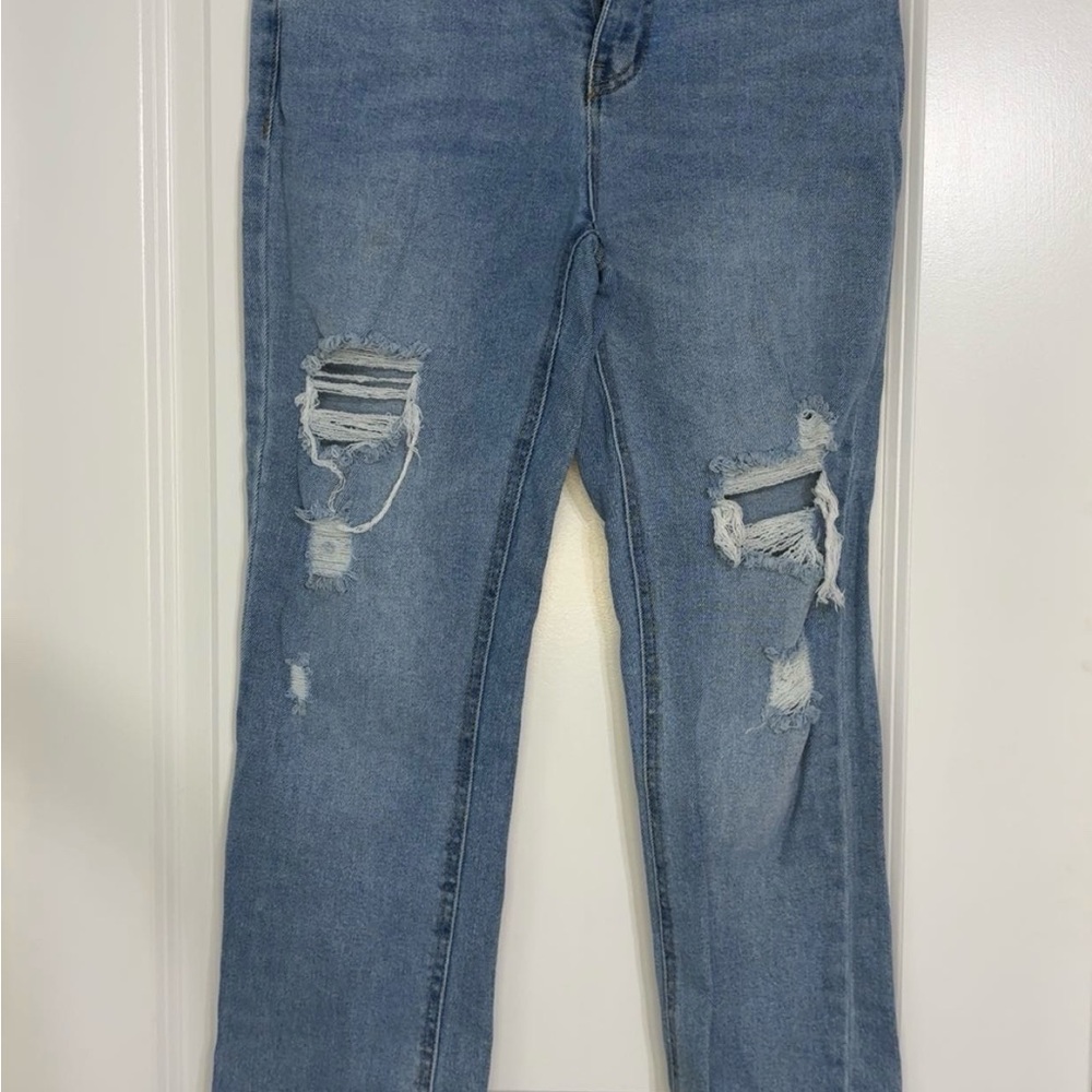 Stylish Blue Distressed Women Jeans